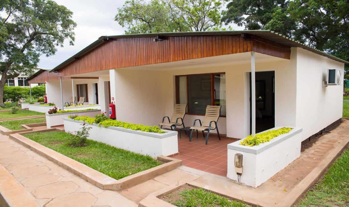 Hotel Sunbird Lilongwe Extérieur photo